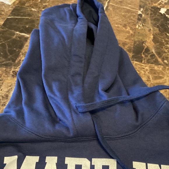 🟢BUNDLE 5/$8 as marked🟢 - Picture 2 of 4